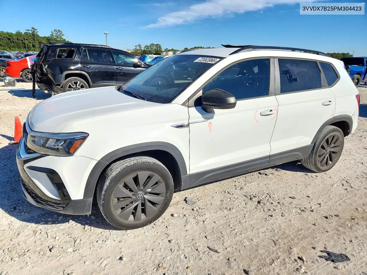 VOLKSWAGEN TAOS 2023, VIN 3VVDX7B25PM304423