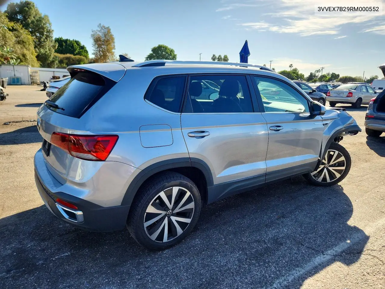 2024 VOLKSWAGEN TAOS VIN 3VVEX7B29RM000552 — фото 3