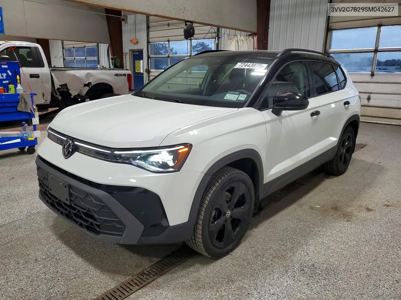 VOLKSWAGEN TAOS 2025, VIN 3VV2C7B29SM042627
