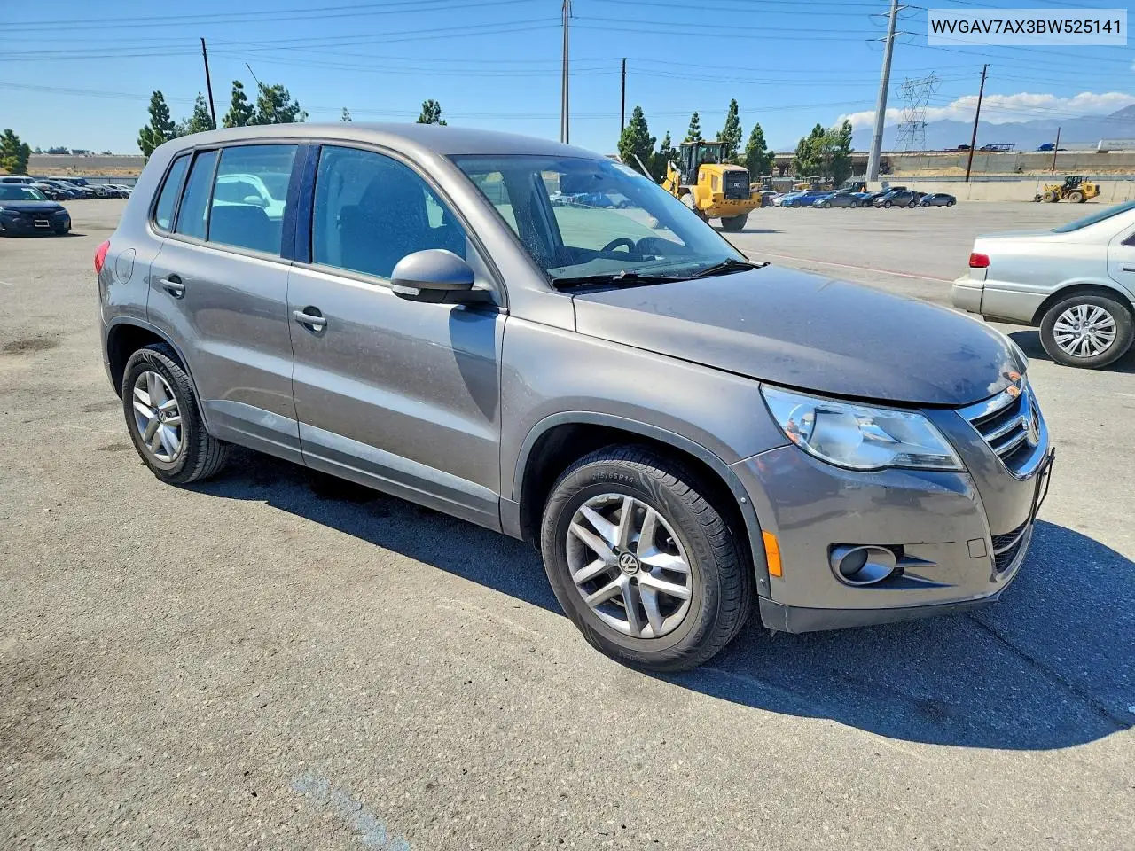 2011 VOLKSWAGEN TIGUAN VIN WVGAV7AX3BW525141 — фото 4
