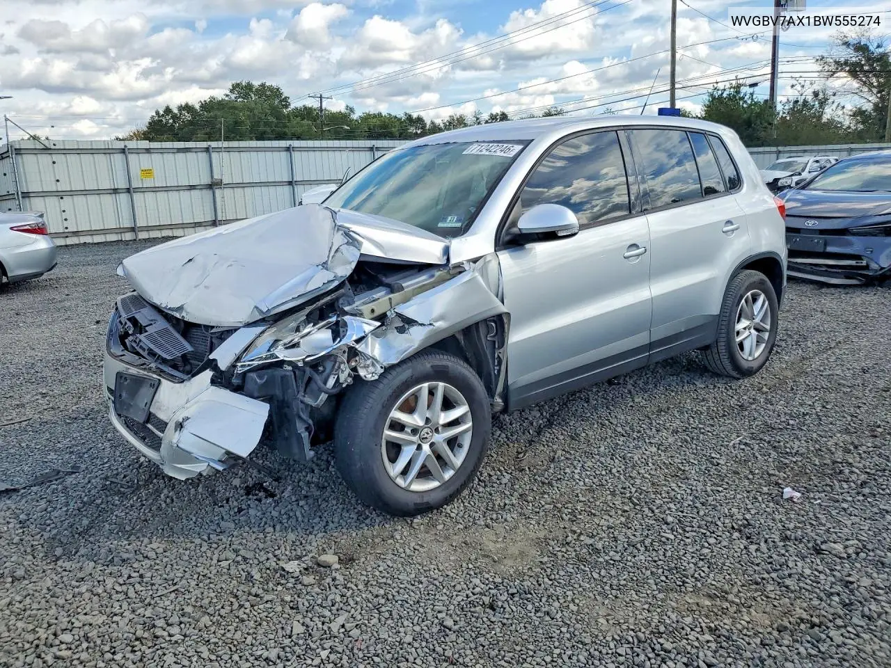 VOLKSWAGEN TIGUAN 2011, VIN WVGBV7AX1BW555274