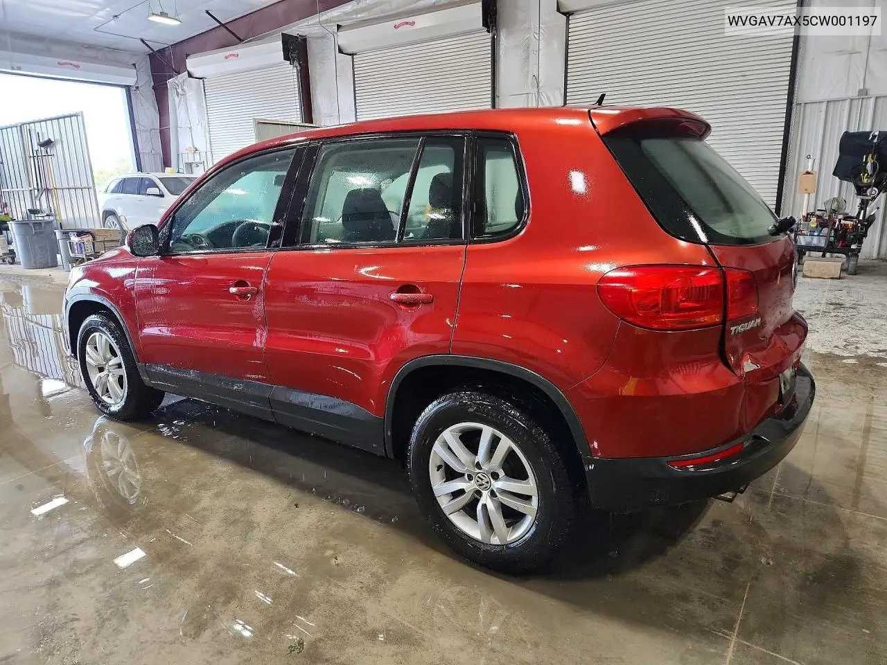 2012 VOLKSWAGEN TIGUAN VIN WVGAV7AX5CW001197 — фото 2