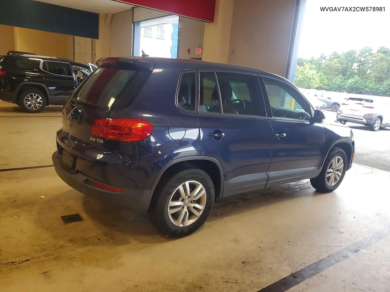 2012 VOLKSWAGEN TIGUAN VIN WVGAV7AX2CW578981 — фото 3