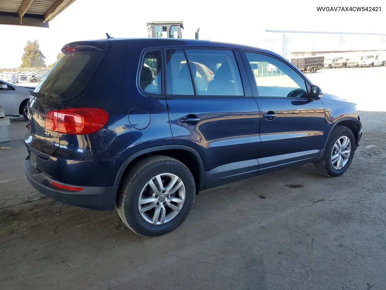 2012 VOLKSWAGEN TIGUAN VIN WVGAV7AX4CW542421 — фото 3
