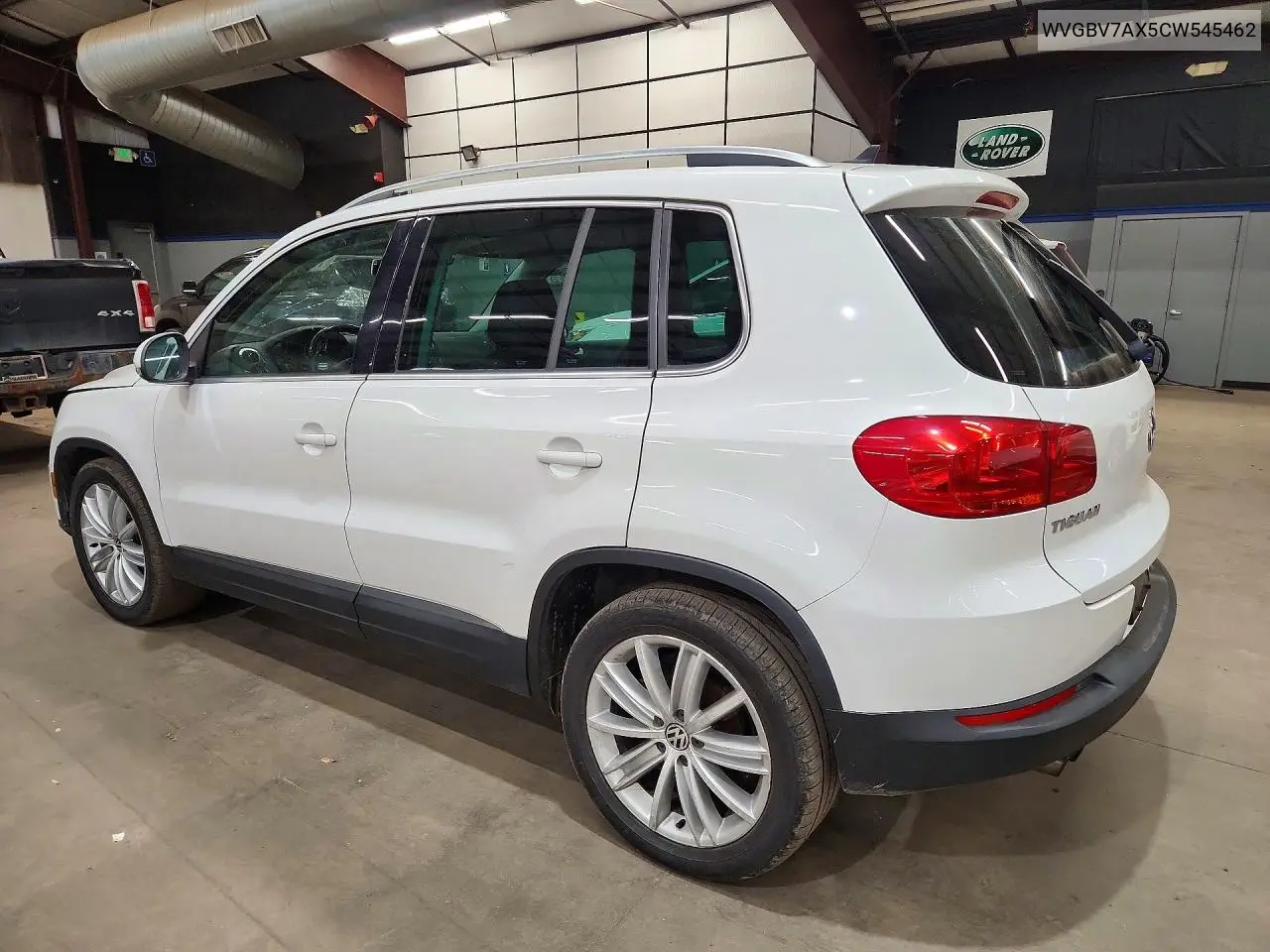 2012 VOLKSWAGEN TIGUAN VIN WVGBV7AX5CW545462 — фото 2