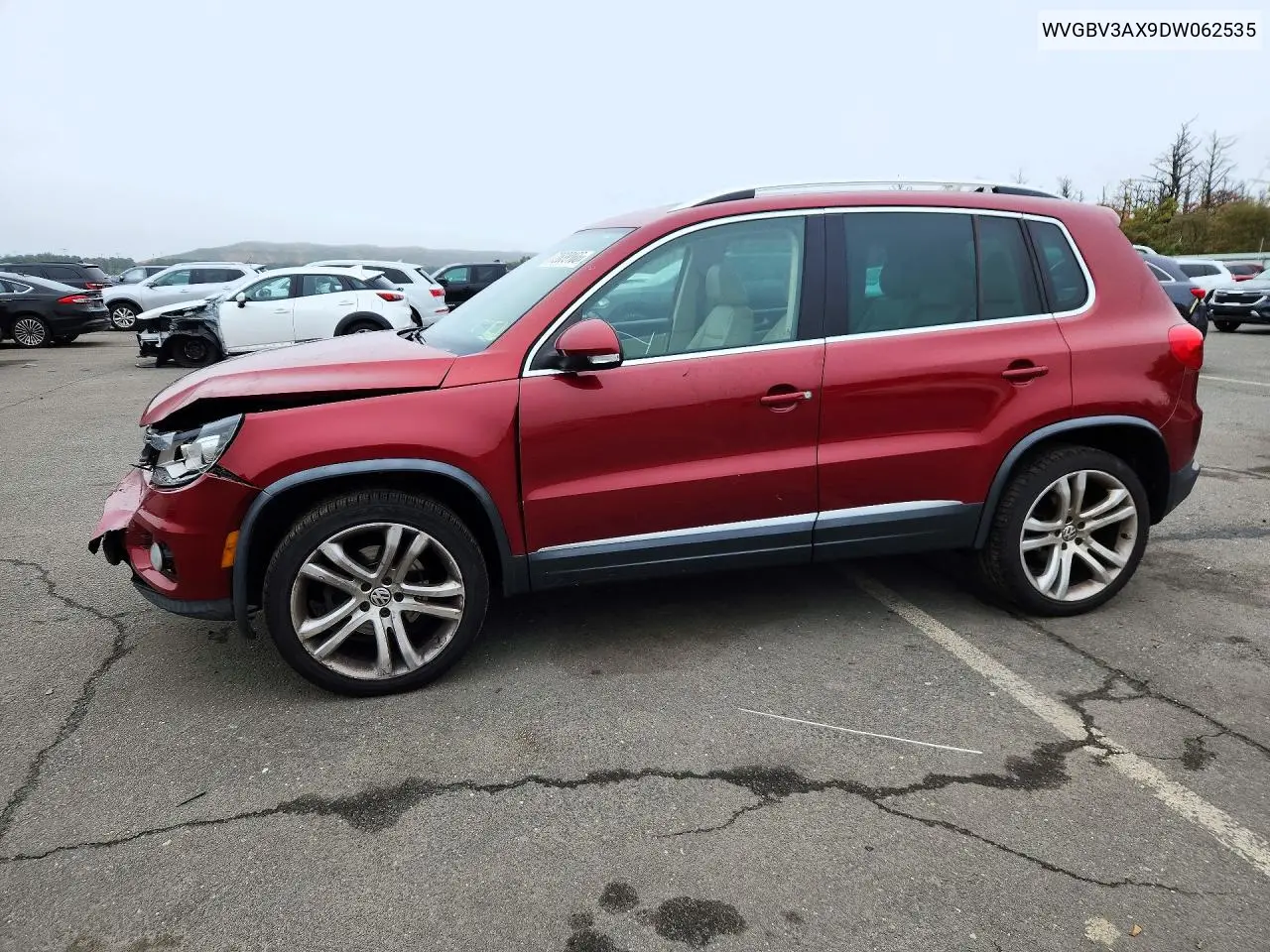 VOLKSWAGEN TIGUAN 2013, VIN WVGBV3AX9DW062535