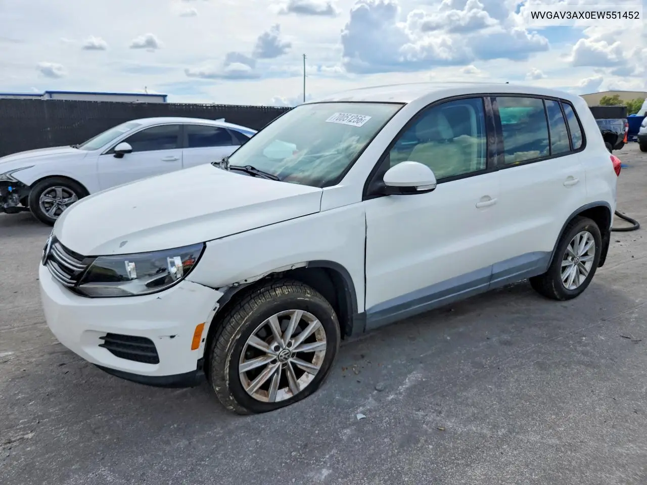 VOLKSWAGEN TIGUAN 2014, VIN WVGAV3AX0EW551452