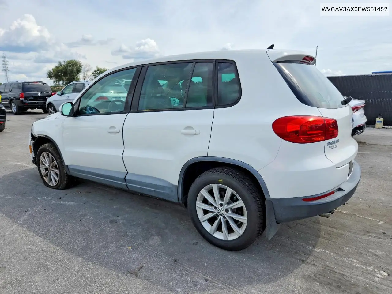 2014 VOLKSWAGEN TIGUAN VIN WVGAV3AX0EW551452 — фото 2