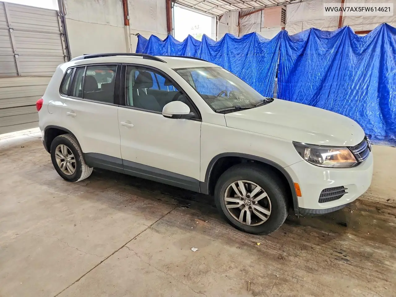 2015 VOLKSWAGEN TIGUAN VIN WVGAV7AX5FW614621 — фото 4
