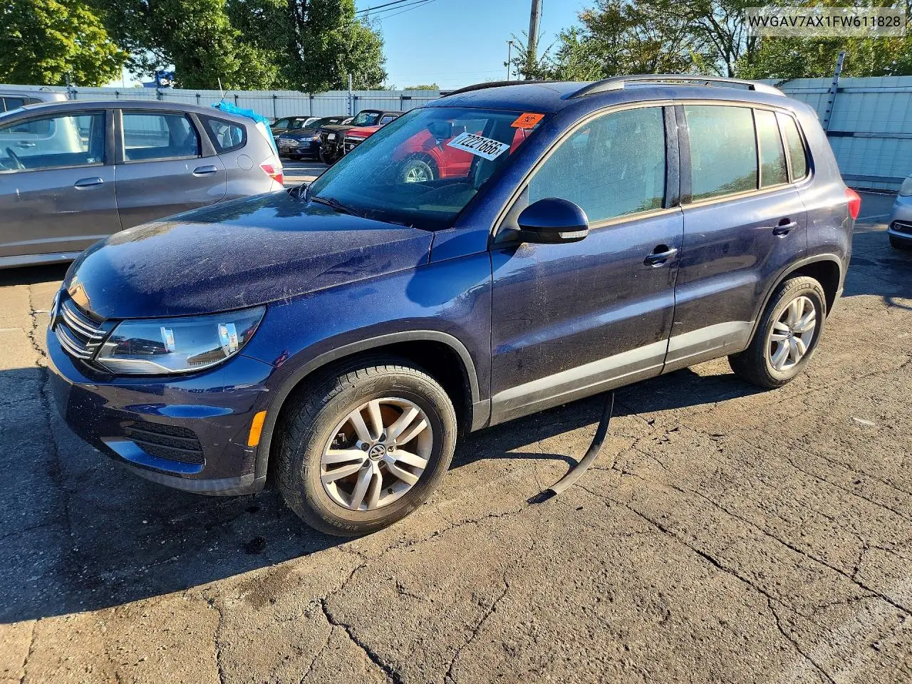 VOLKSWAGEN TIGUAN 2015, VIN WVGAV7AX1FW611828