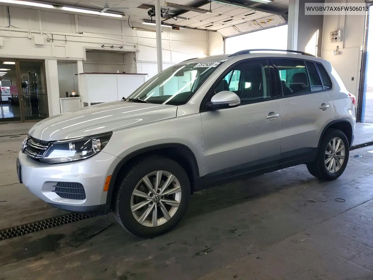 VOLKSWAGEN TIGUAN 2015, VIN WVGBV7AX6FW506013