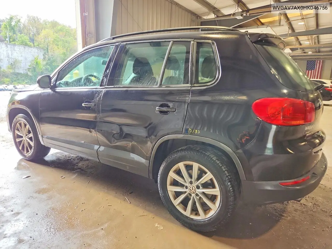2017 VOLKSWAGEN TIGUAN VIN WVGAV7AX0HK046756 — фото 2