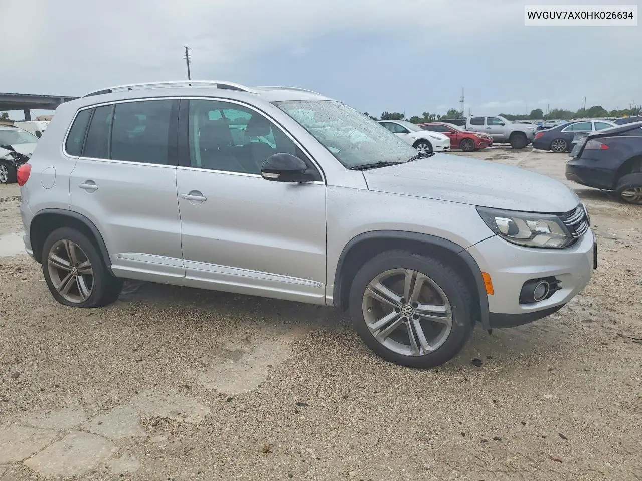 2017 VOLKSWAGEN TIGUAN VIN WVGUV7AX0HK026634 — фото 4