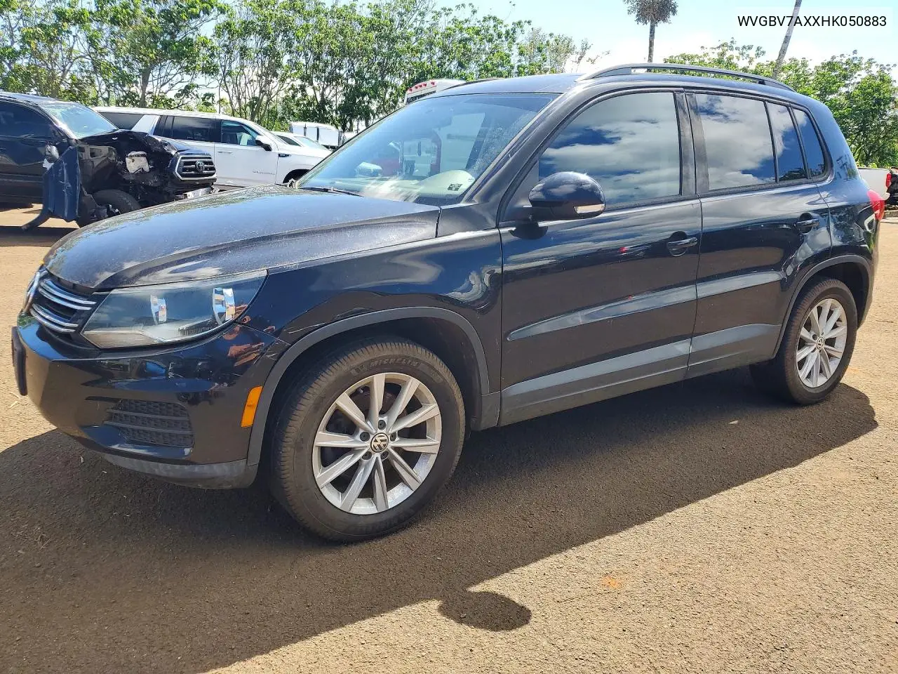 VOLKSWAGEN TIGUAN 2017, VIN WVGBV7AXXHK050883