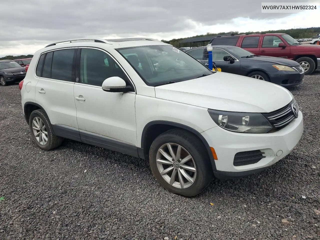 2017 VOLKSWAGEN TIGUAN VIN WVGRV7AX1HW502324 — фото 4