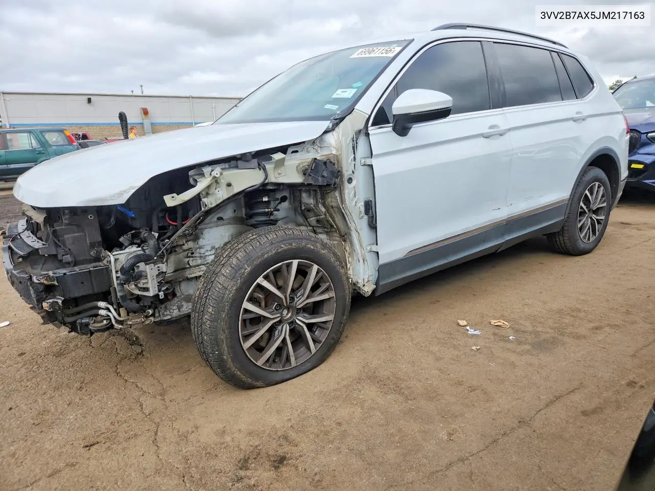 VOLKSWAGEN TIGUAN 2018, VIN 3VV2B7AX5JM217163