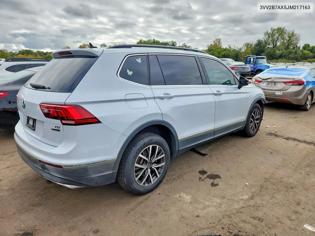2018 VOLKSWAGEN TIGUAN VIN 3VV2B7AX5JM217163 — фото 3