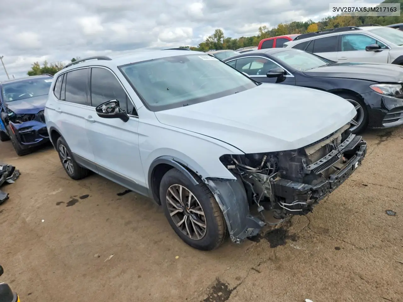 2018 VOLKSWAGEN TIGUAN VIN 3VV2B7AX5JM217163 — фото 4
