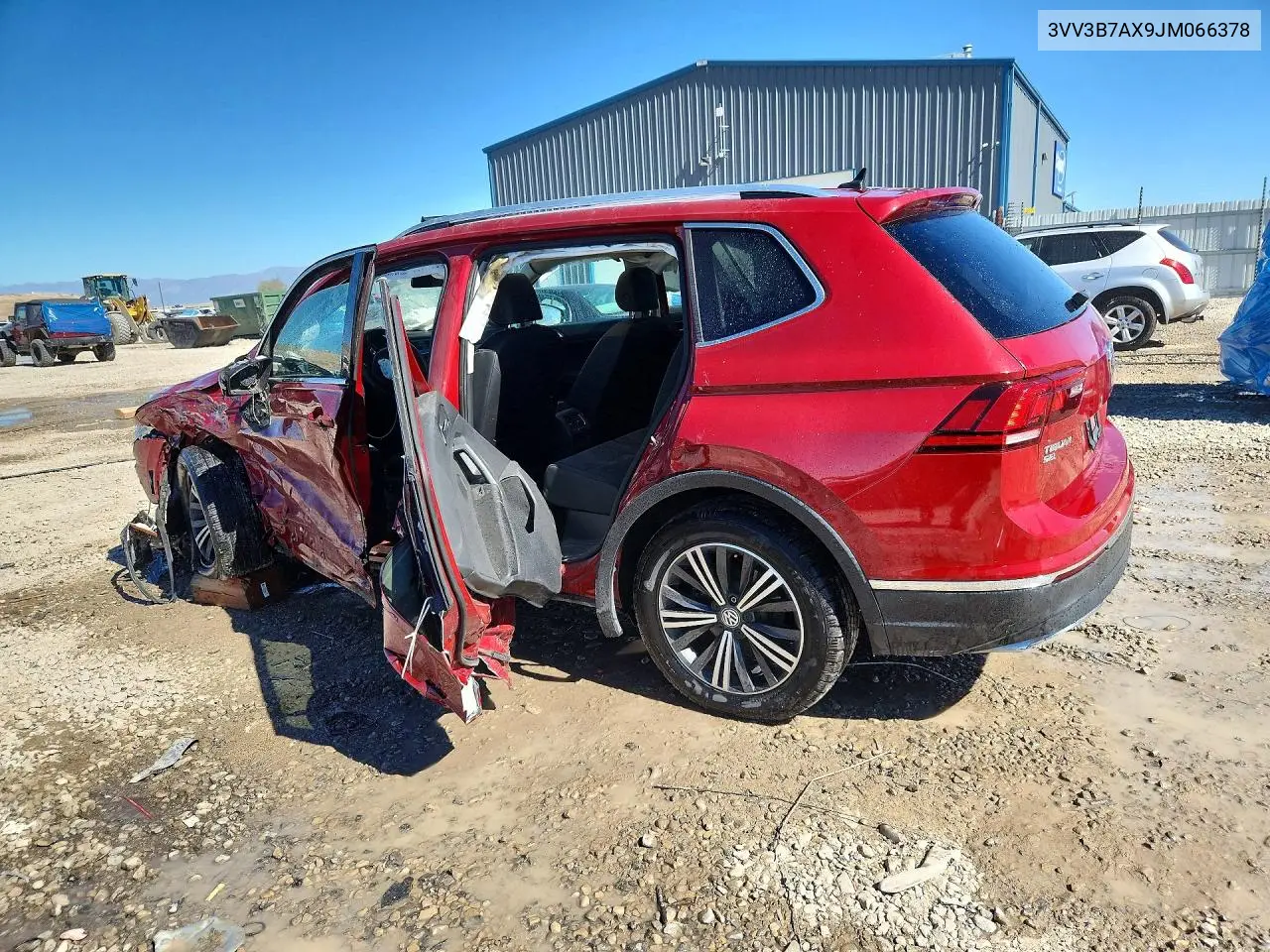 2018 VOLKSWAGEN TIGUAN VIN 3VV3B7AX9JM066378 — фото 2