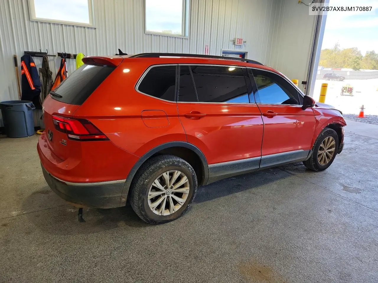 2018 VOLKSWAGEN TIGUAN VIN 3VV2B7AX8JM170887 — фото 3