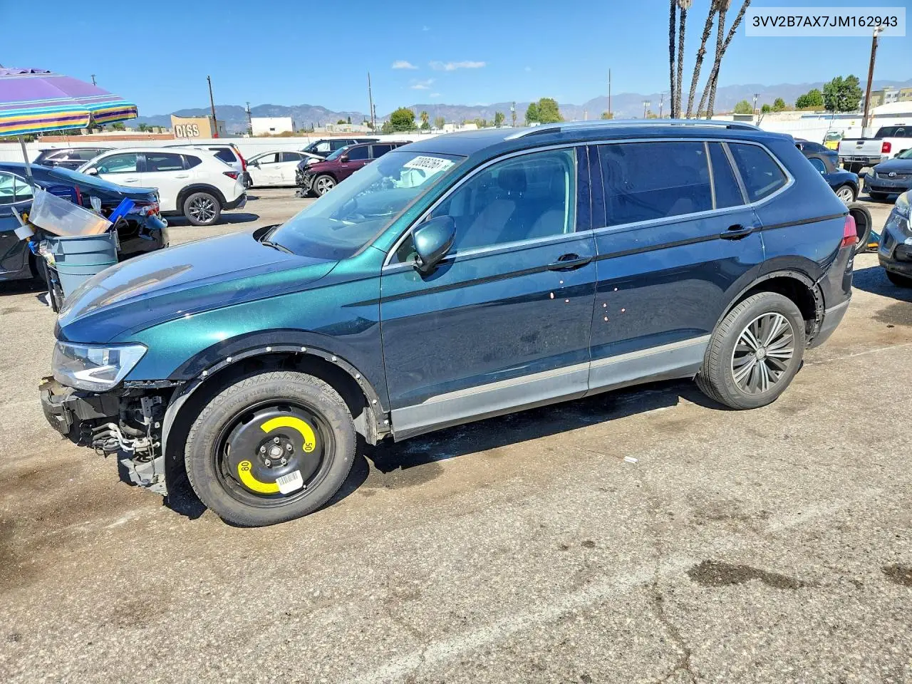 VOLKSWAGEN TIGUAN 2018, VIN 3VV2B7AX7JM162943