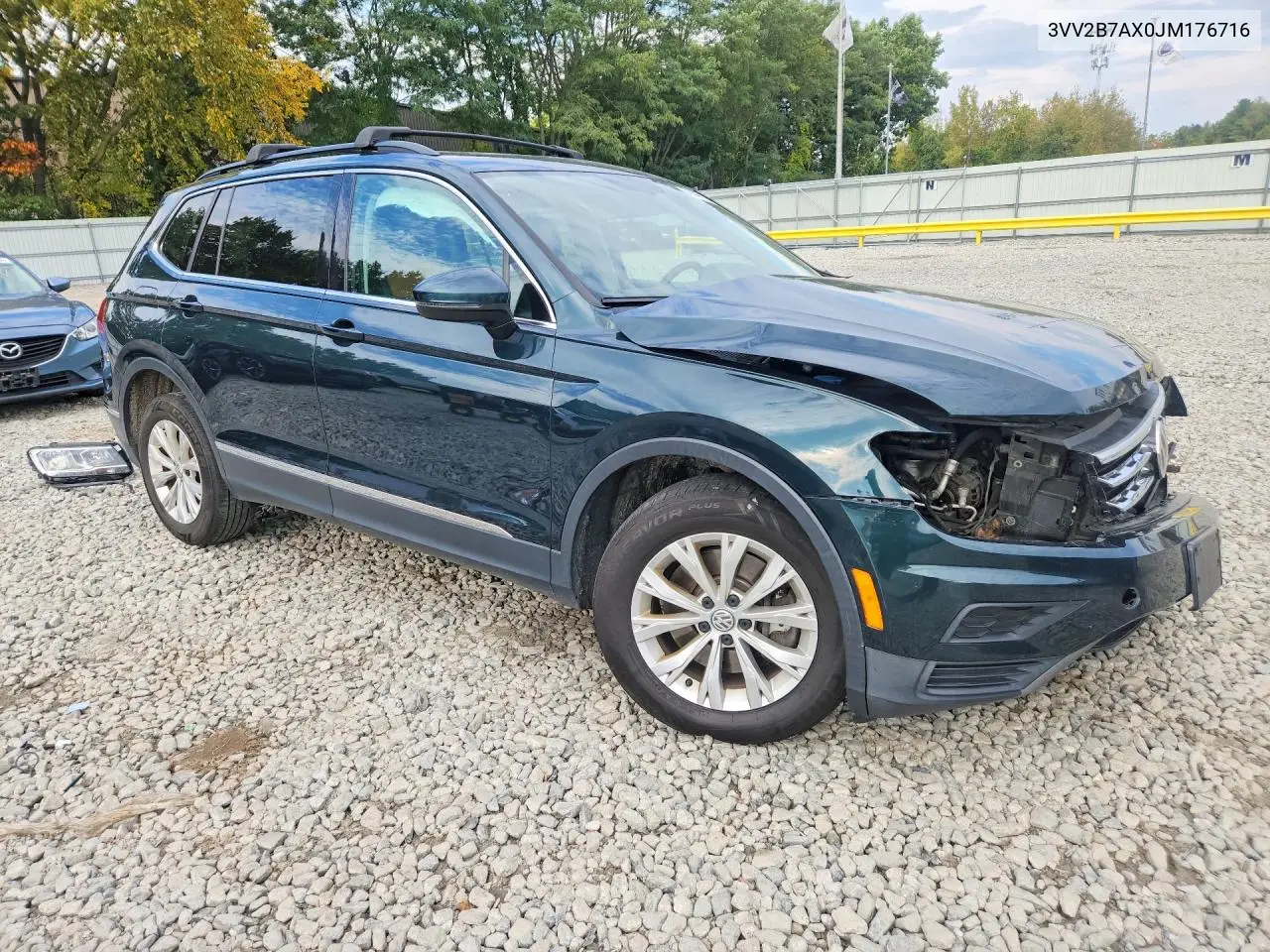 2018 VOLKSWAGEN TIGUAN VIN 3VV2B7AX0JM176716 — фото 4