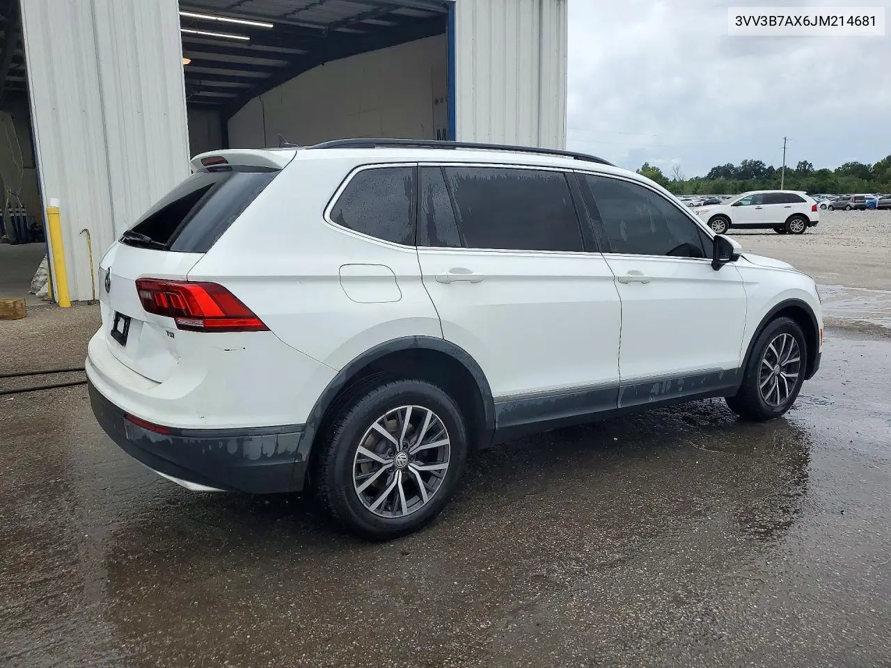 2018 VOLKSWAGEN TIGUAN VIN 3VV3B7AX6JM214681 — фото 3