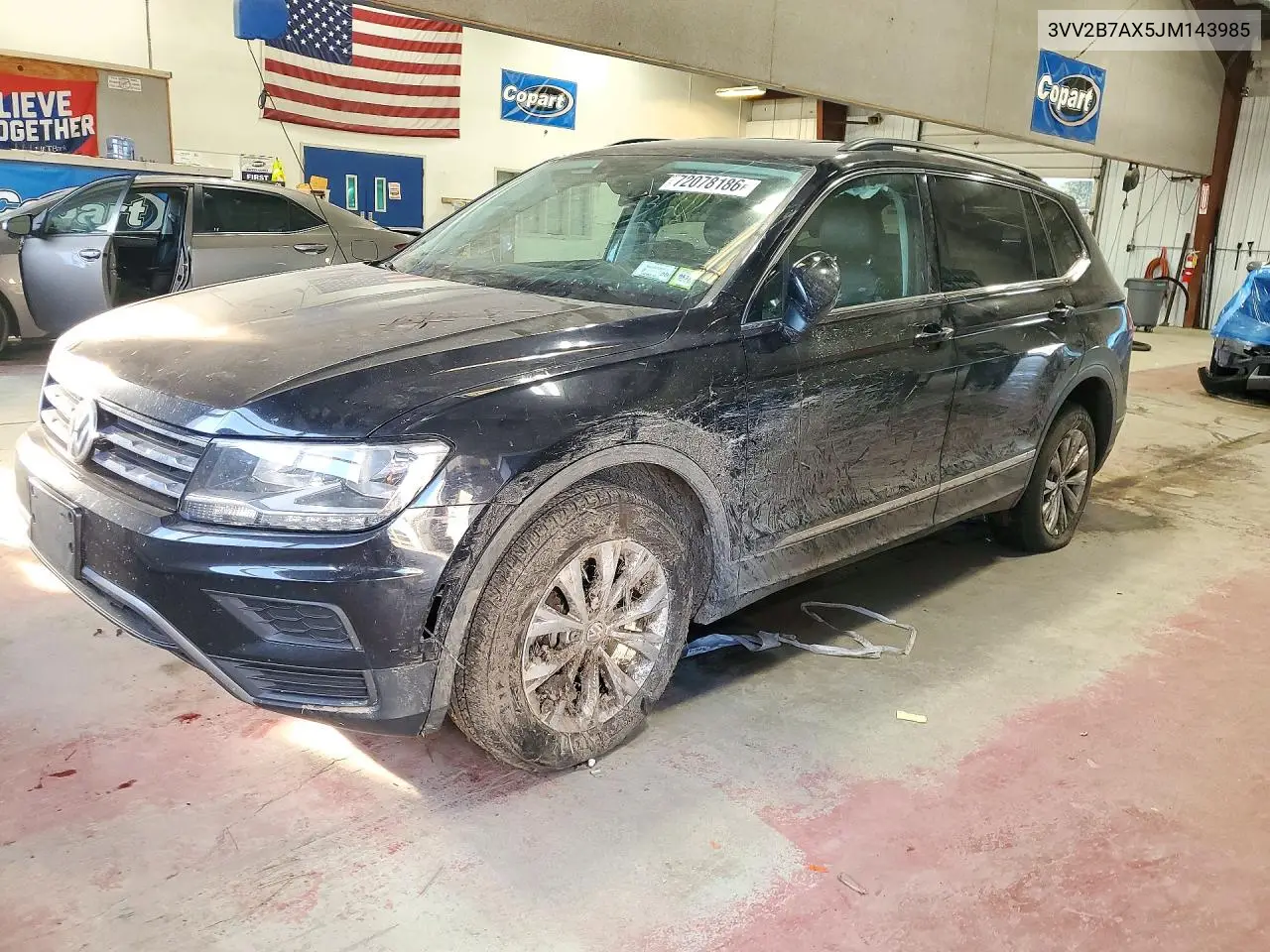 VOLKSWAGEN TIGUAN 2018, VIN 3VV2B7AX5JM143985