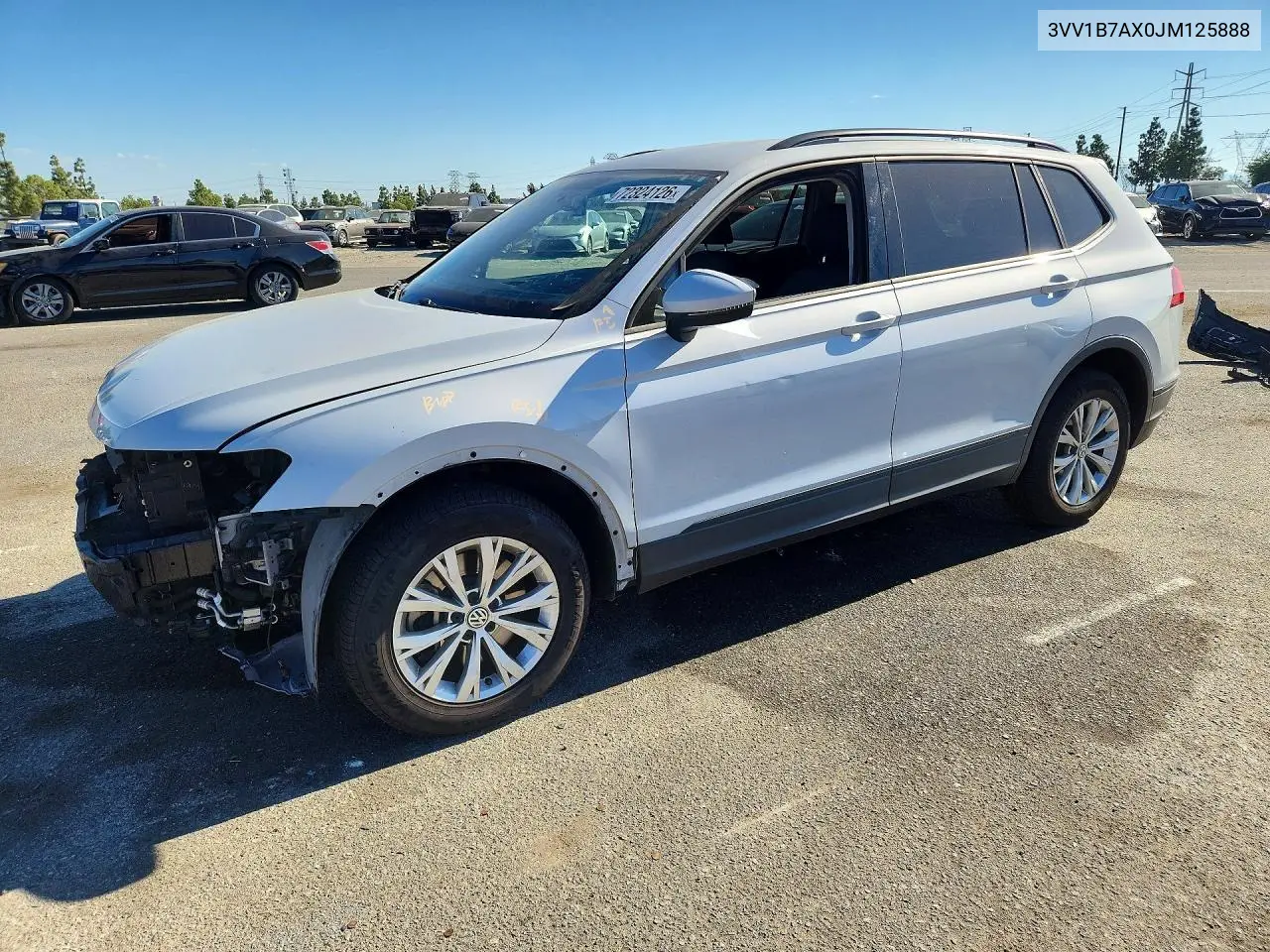 VOLKSWAGEN TIGUAN 2018, VIN 3VV1B7AX0JM125888