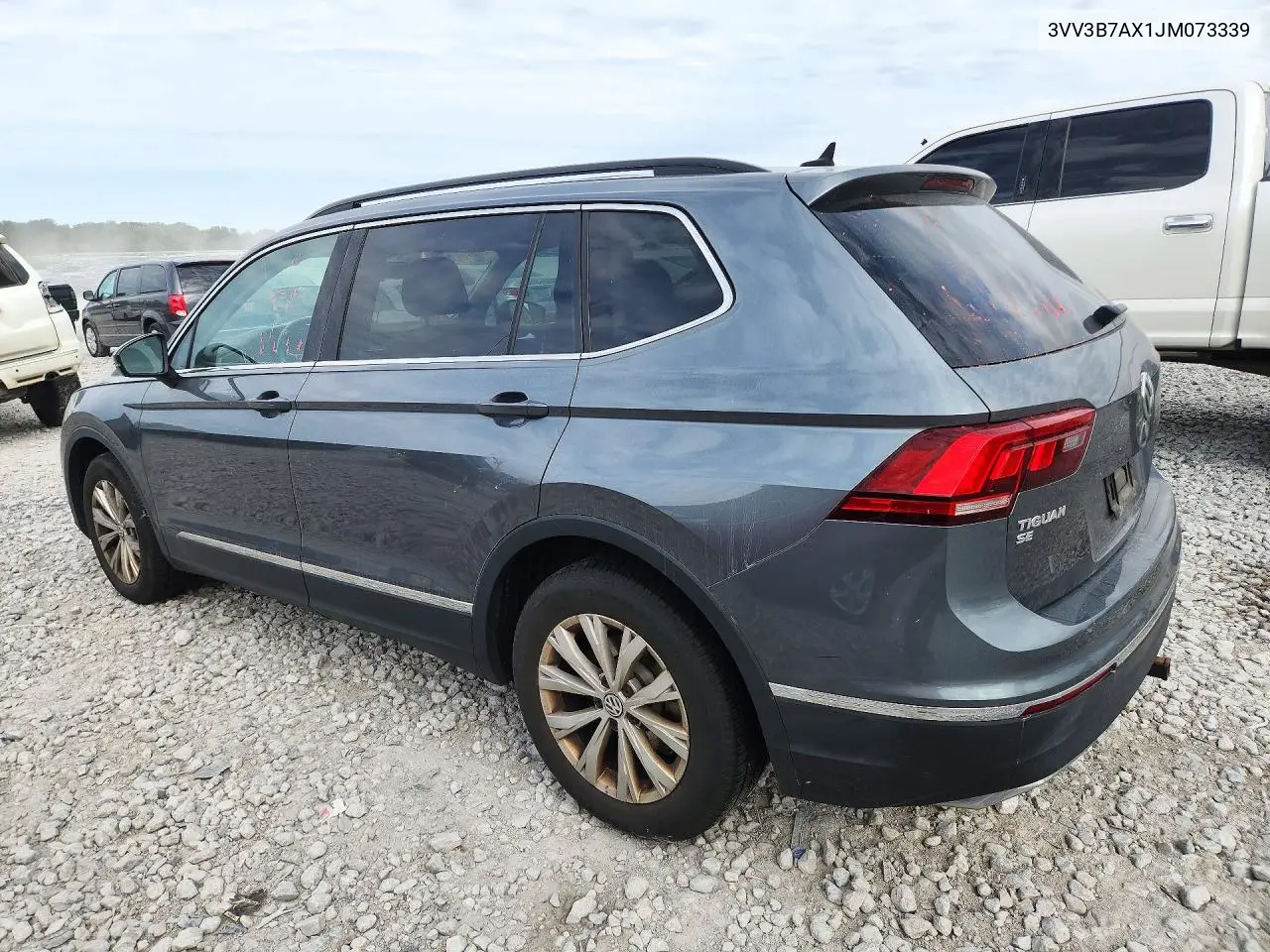 2018 VOLKSWAGEN TIGUAN VIN 3VV3B7AX1JM073339 — фото 2