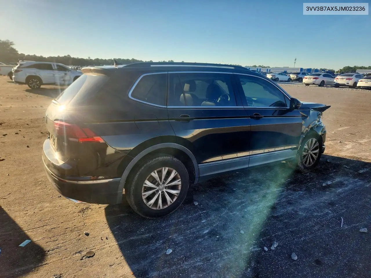 2018 VOLKSWAGEN TIGUAN VIN 3VV3B7AX5JM023236 — фото 3