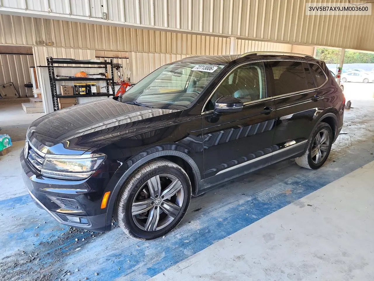VOLKSWAGEN TIGUAN 2018, VIN 3VV5B7AX9JM003600