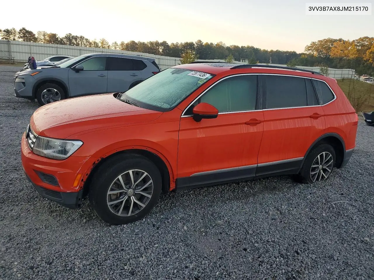 VOLKSWAGEN TIGUAN 2018, VIN 3VV3B7AX8JM215170