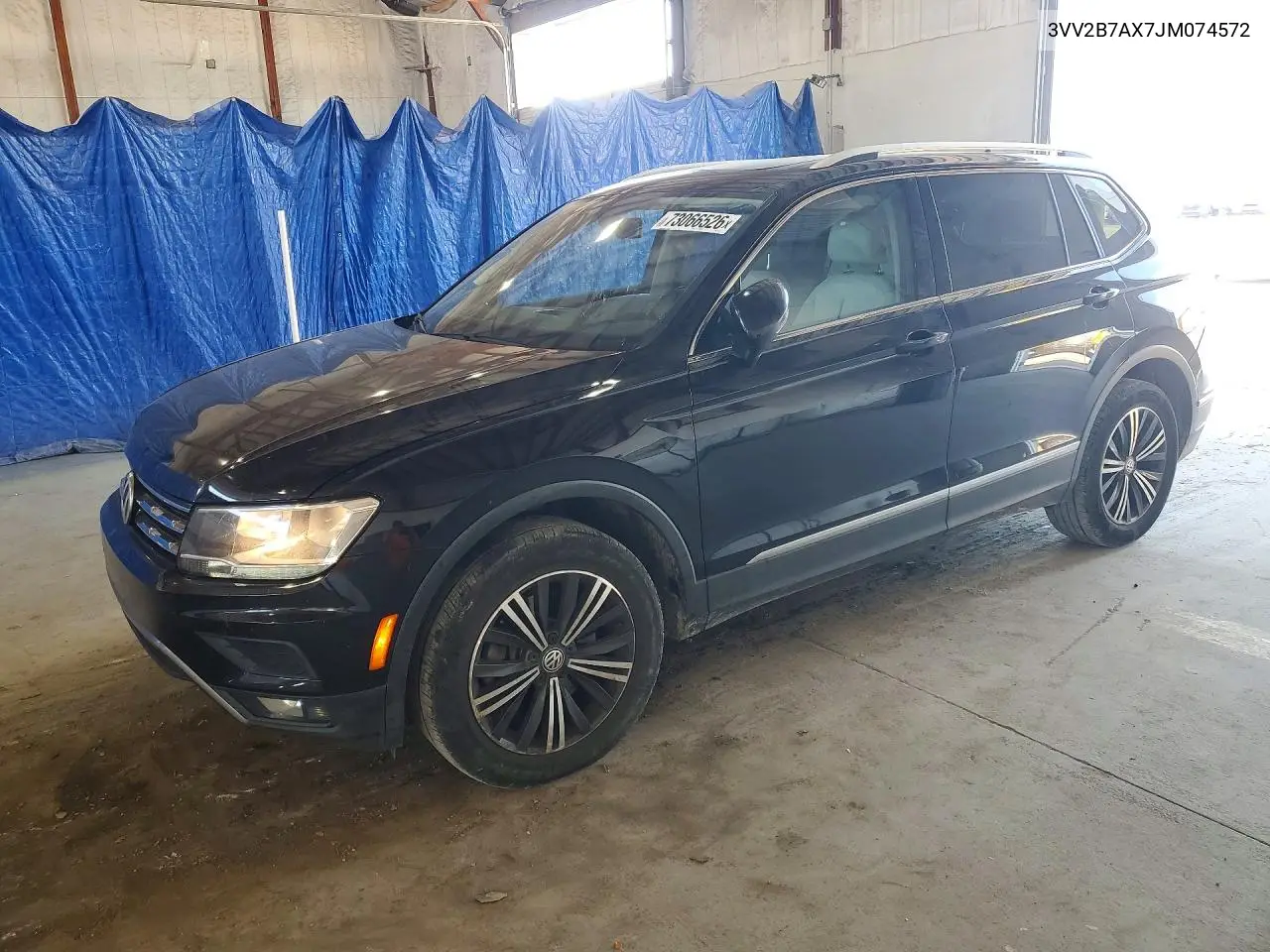 VOLKSWAGEN TIGUAN 2018, VIN 3VV2B7AX7JM074572
