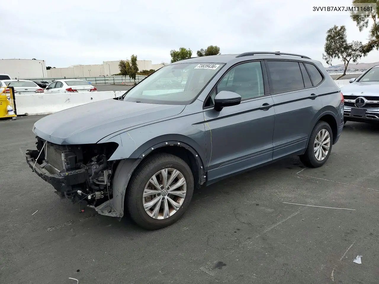 VOLKSWAGEN TIGUAN 2018, VIN 3VV1B7AX7JM111681