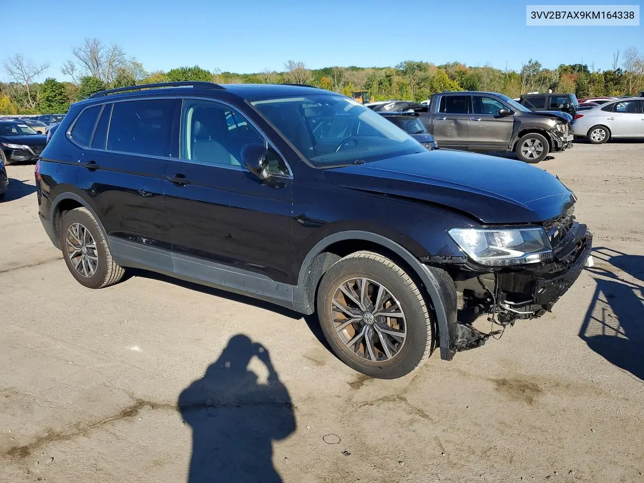 2019 VOLKSWAGEN TIGUAN VIN 3VV2B7AX9KM164338 — фото 4