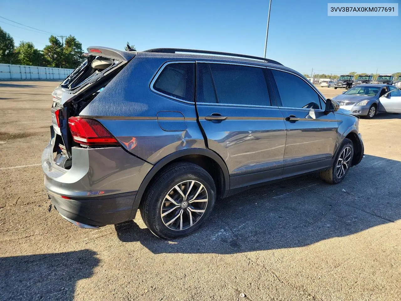 2019 VOLKSWAGEN TIGUAN VIN 3VV3B7AX0KM077691 — фото 3
