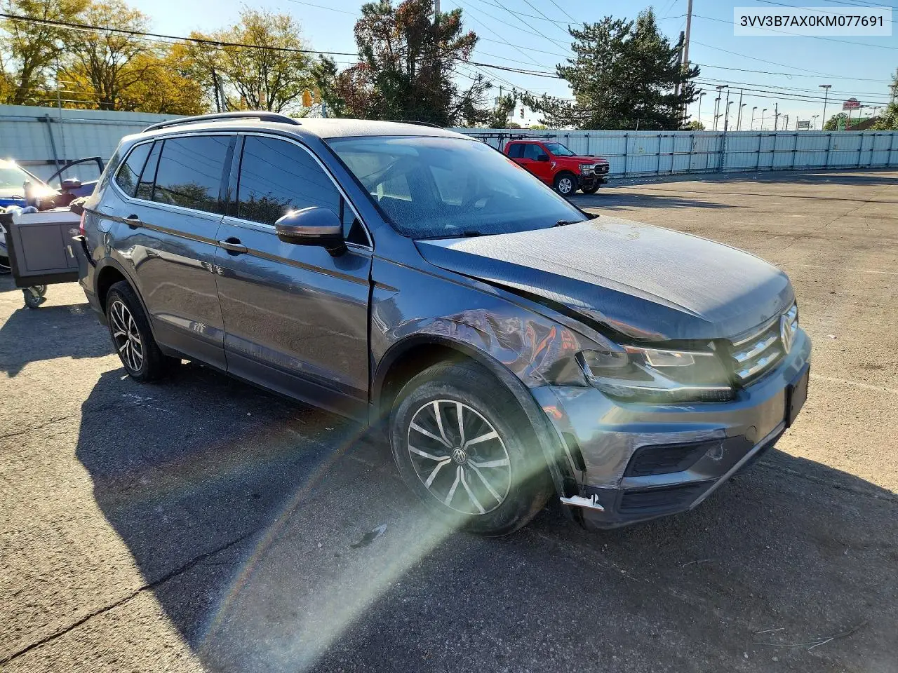 2019 VOLKSWAGEN TIGUAN VIN 3VV3B7AX0KM077691 — фото 4