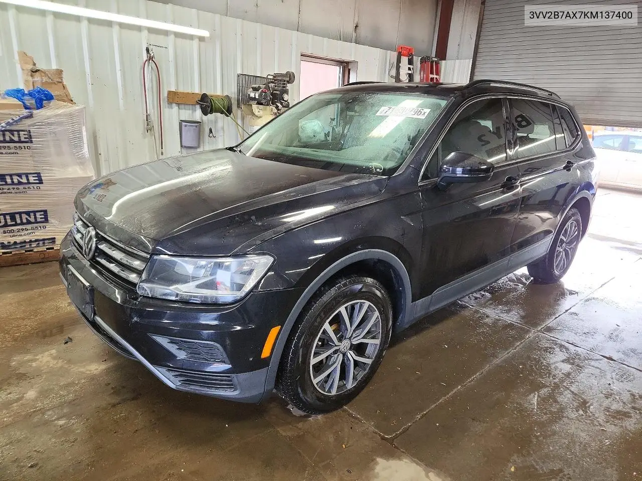 VOLKSWAGEN TIGUAN 2019, VIN 3VV2B7AX7KM137400