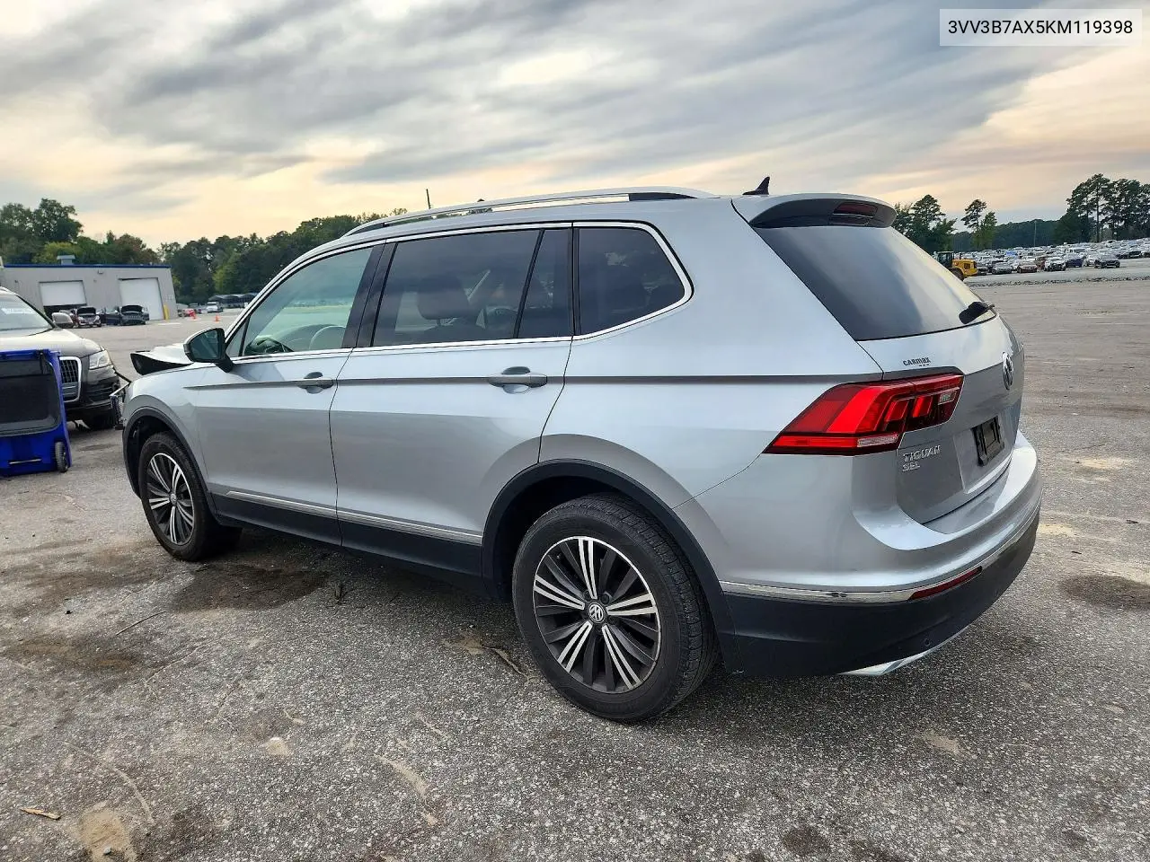 2019 VOLKSWAGEN TIGUAN VIN 3VV3B7AX5KM119398 — фото 2