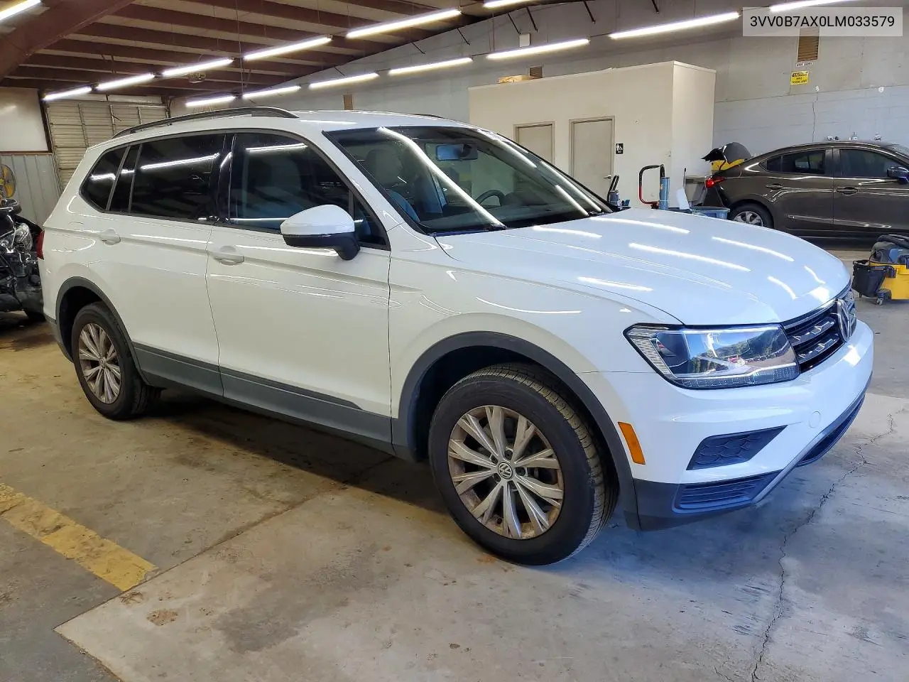 2020 VOLKSWAGEN TIGUAN VIN 3VV0B7AX0LM033579 — фото 4