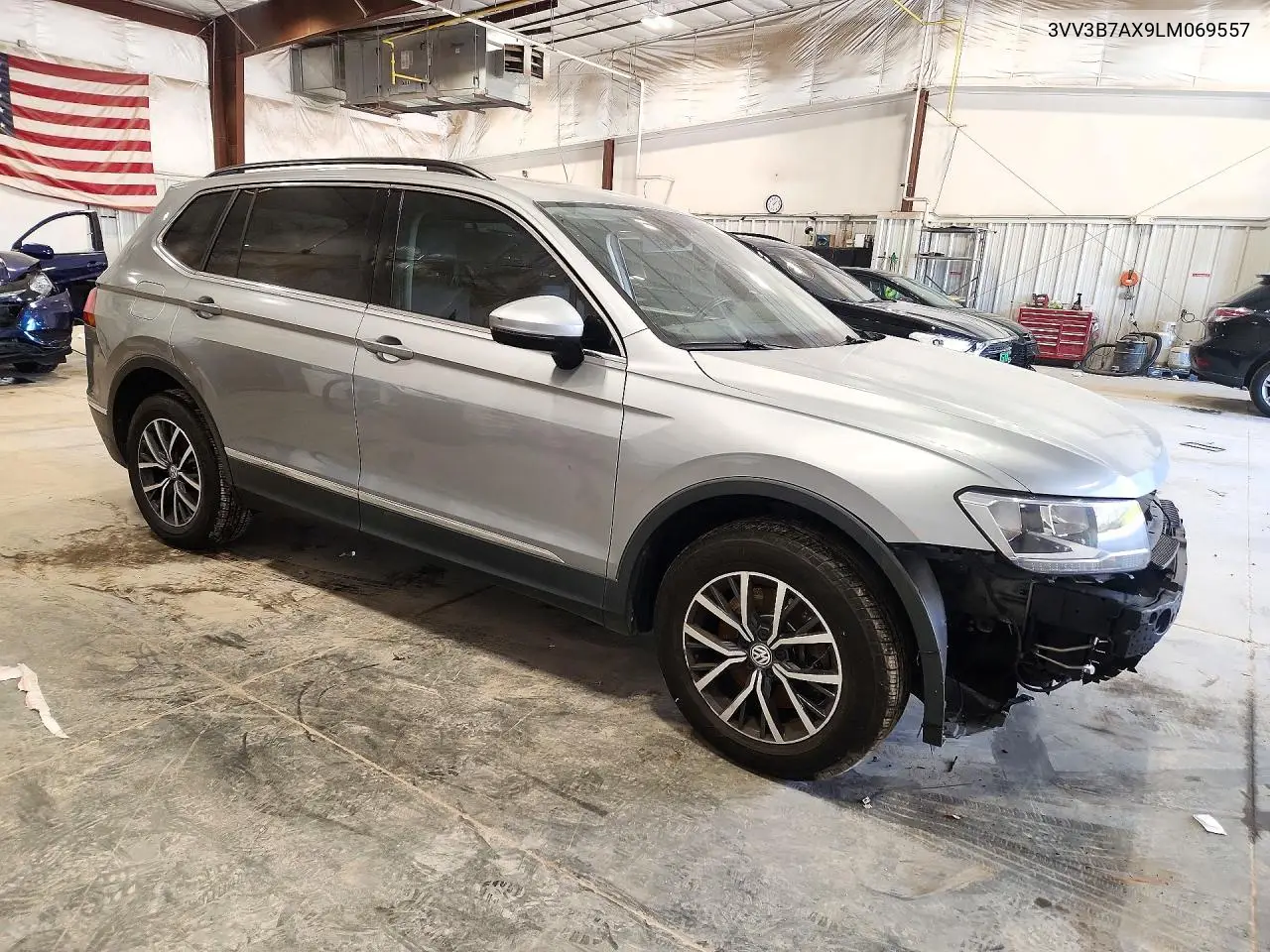 2020 VOLKSWAGEN TIGUAN VIN 3VV3B7AX9LM069557 — фото 4