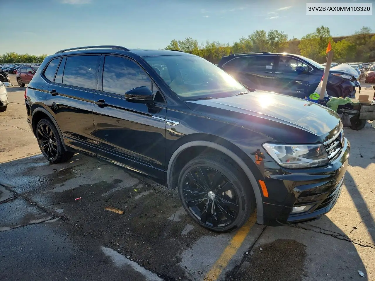 2021 VOLKSWAGEN TIGUAN VIN 3VV2B7AX0MM103320 — фото 4