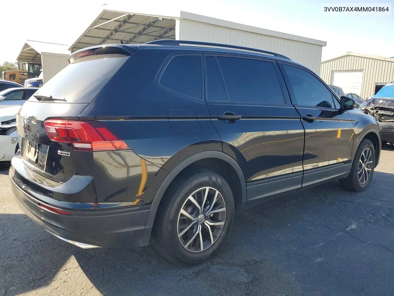 2021 VOLKSWAGEN TIGUAN VIN 3VV0B7AX4MM041864 — фото 3