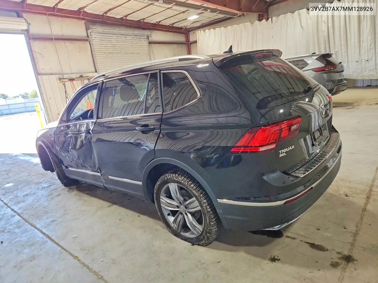 2021 VOLKSWAGEN TIGUAN VIN 3VV2B7AX7MM128926 — фото 2