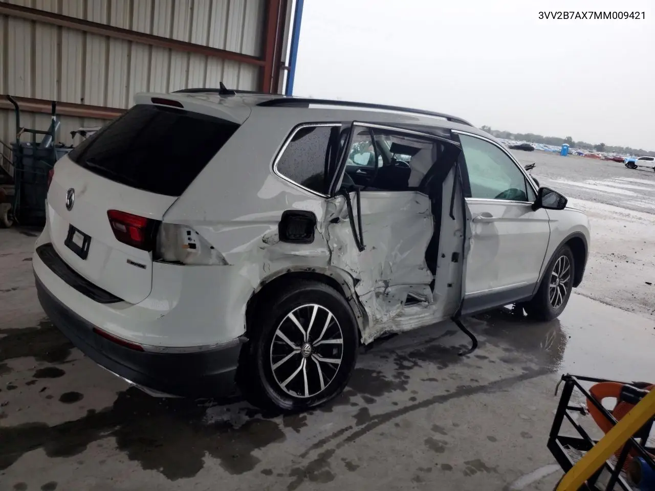 2021 VOLKSWAGEN TIGUAN VIN 3VV2B7AX7MM009421 — фото 3