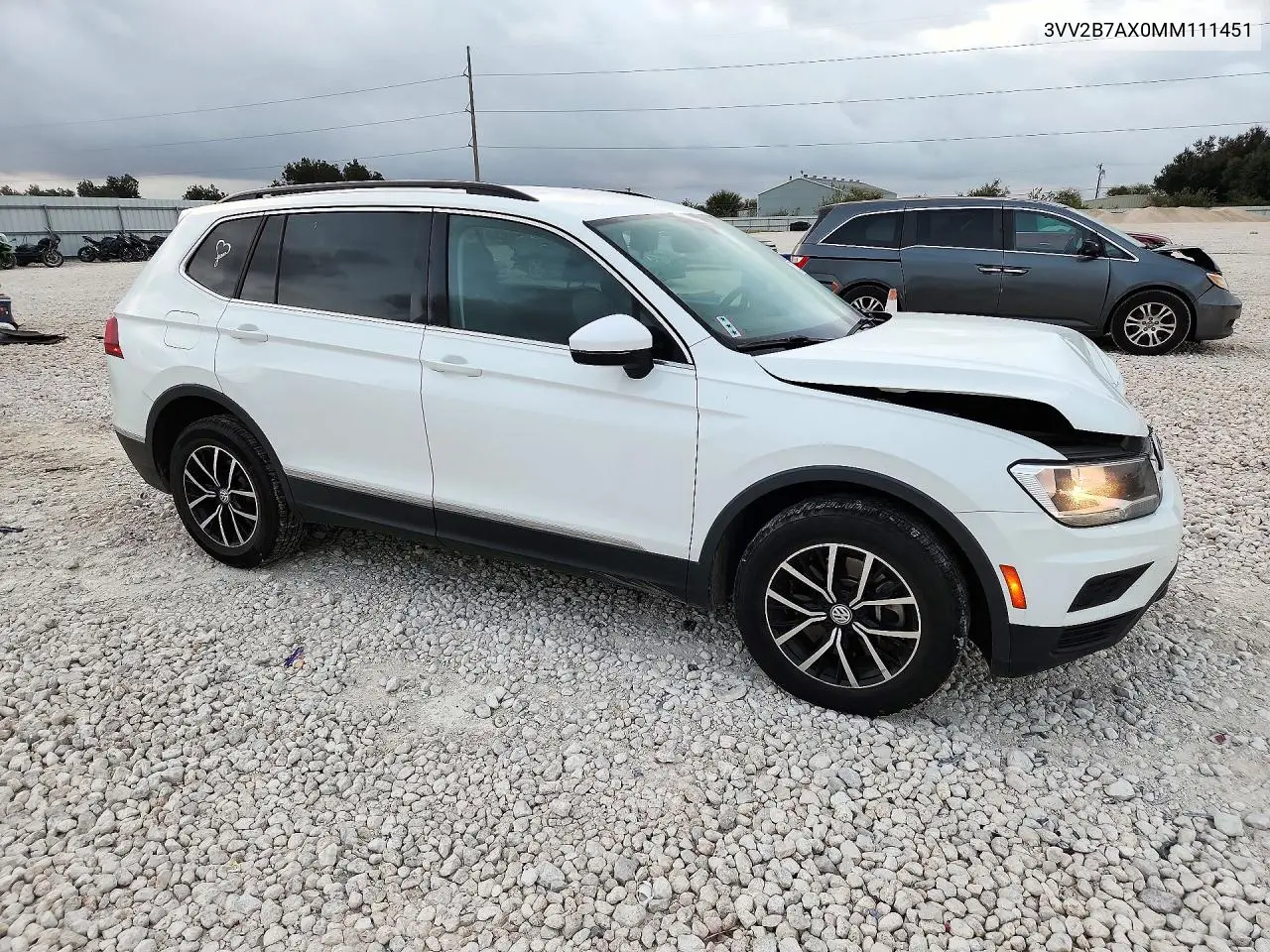 2021 VOLKSWAGEN TIGUAN VIN 3VV2B7AX0MM111451 — фото 4
