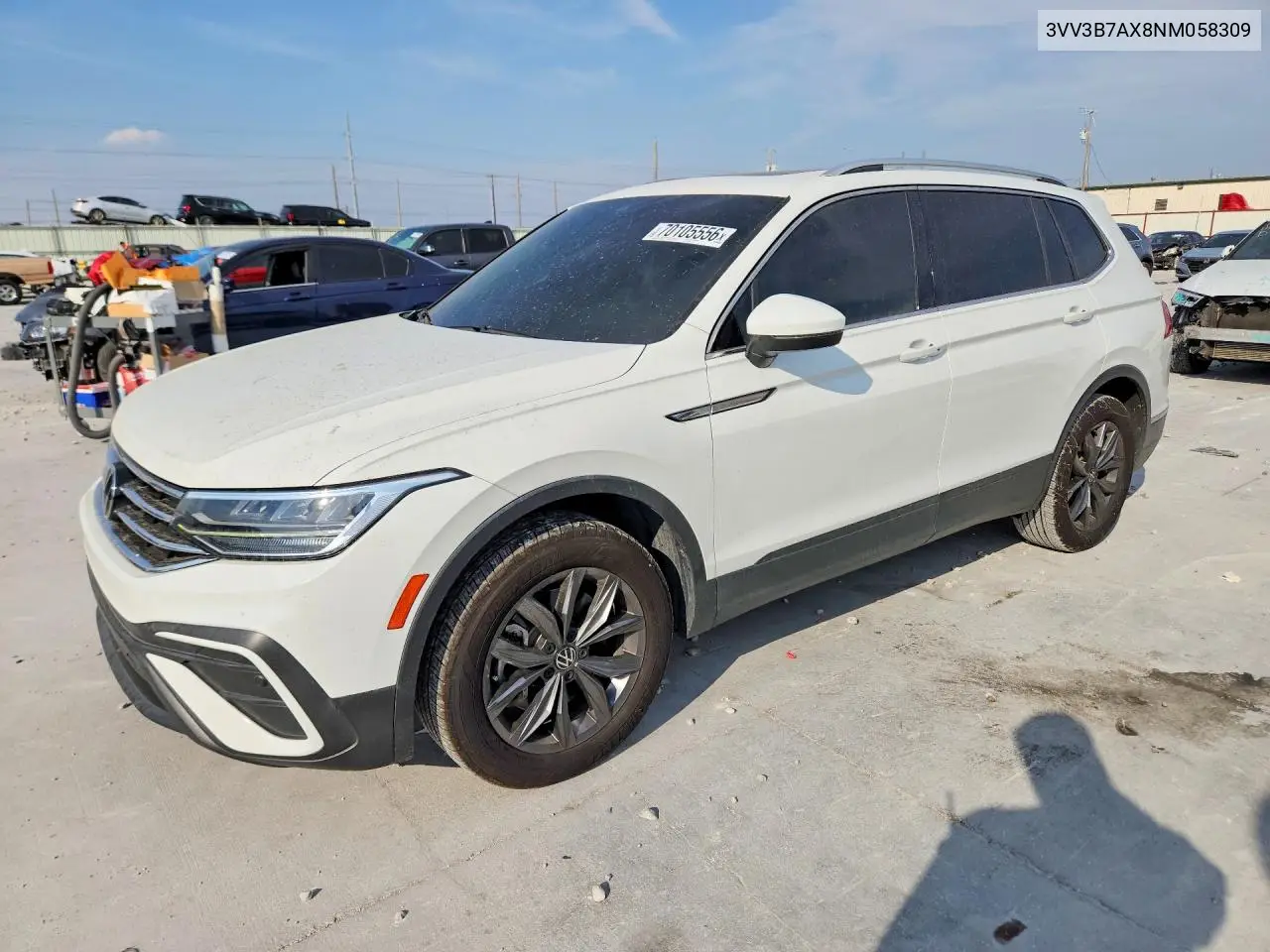 VOLKSWAGEN TIGUAN 2022, VIN 3VV3B7AX8NM058309