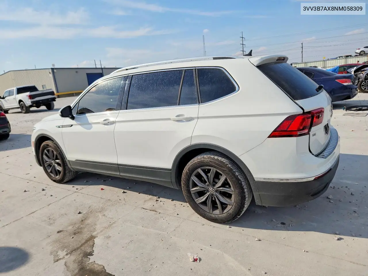 2022 VOLKSWAGEN TIGUAN VIN 3VV3B7AX8NM058309 — фото 2