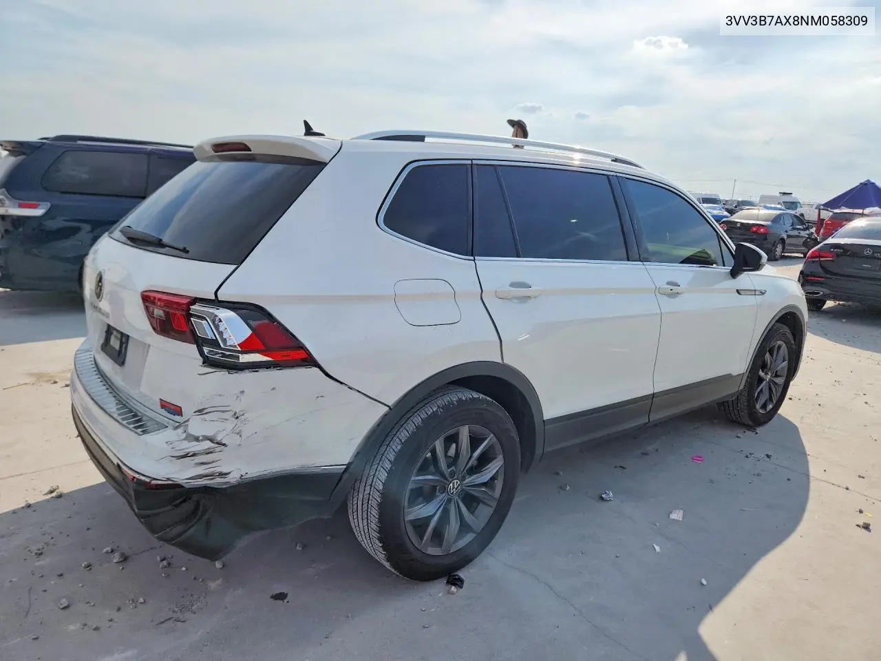 2022 VOLKSWAGEN TIGUAN VIN 3VV3B7AX8NM058309 — фото 3